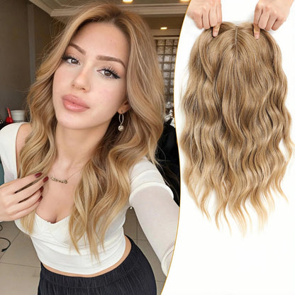 🇺🇸 Final Hours – 58% OFF | Lightweight & Breathable Wavy Hair Topper ✨ Natural Volume, Everyday Confidence